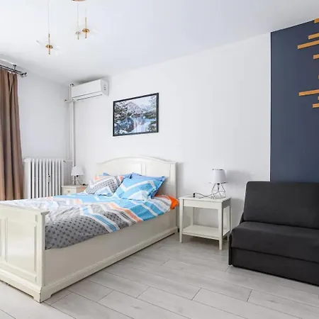 10 Seconds Away From The Main Street, Free Secured Parking * Sofia